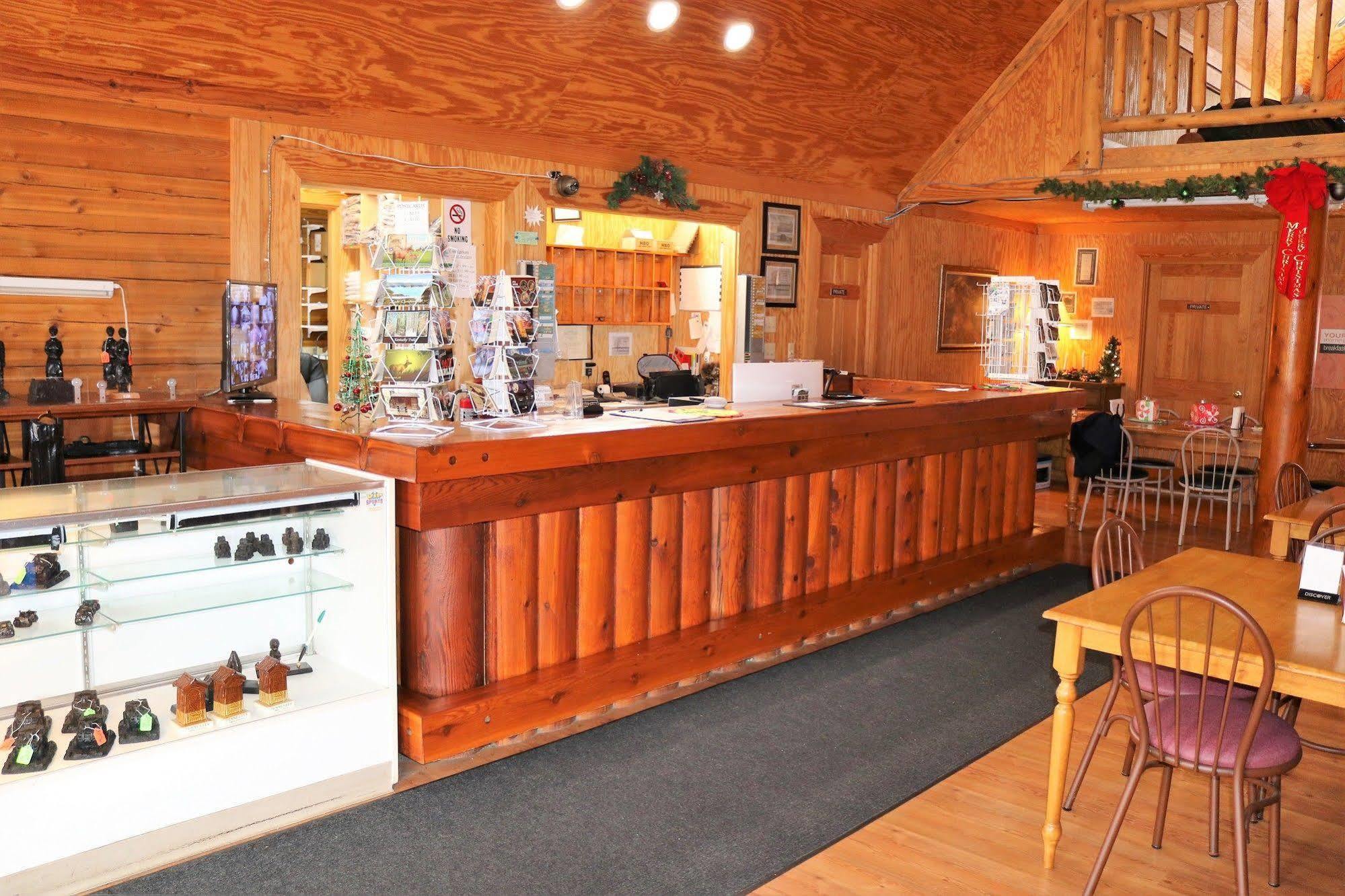 Rodeway Inn Harlan Bagian luar foto